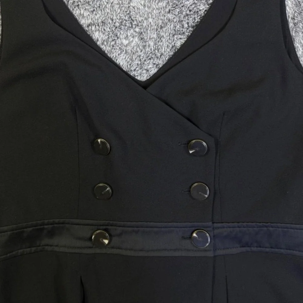 Free People Black Double Breasted Peplum Top Sleeveless V-Neck Vest Small‎